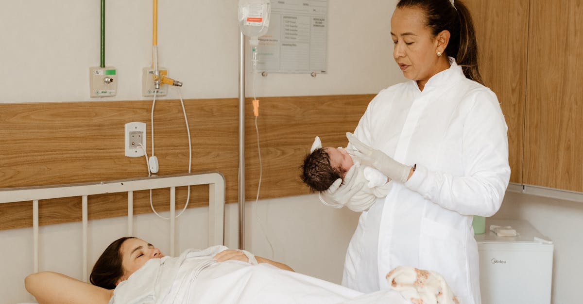 焦凡凡產後8天卻遭遇時空錯置!坐月子真實生活背後的無限循環