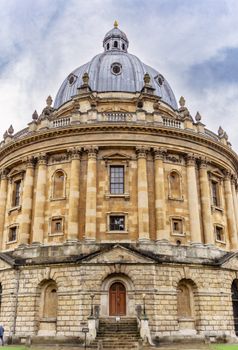 The iconic Radcliffe Camera, an architectural marvel in Oxford, England.
