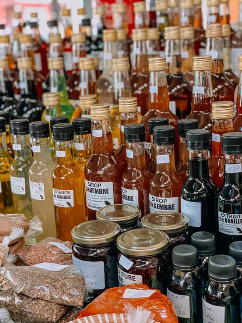 Out of vanilla extract? Here are four ranked substitutes, including how much vanilla bean or paste to use instead.