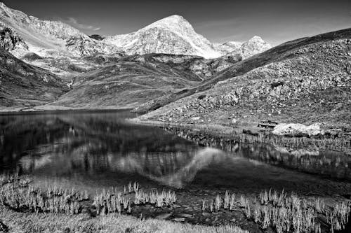 Lake and Mountains behind in Black and White