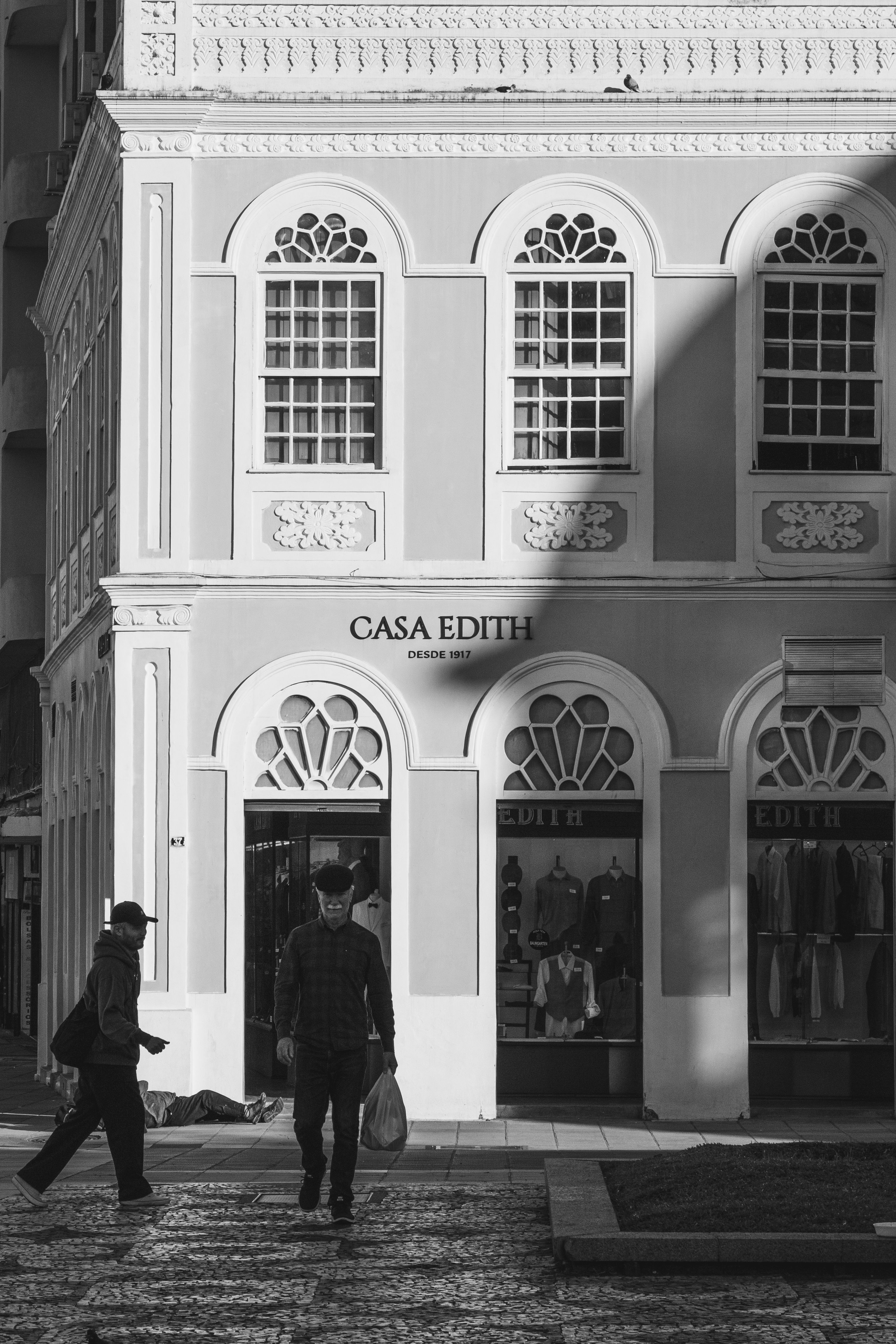 Valério's Shoe Store. A house that spans generations since issue No. 1 of the Bairrada Journal