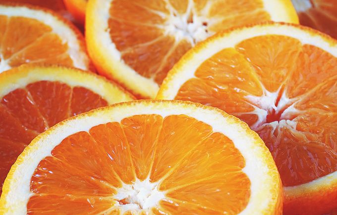 Razón #6: Sin Vitamina C, el colágeno que tomas se desperdicia — hasta un 40% se va sin usarse