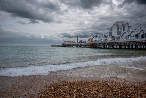 Kostnadsfri bild av byggnad, england, hav