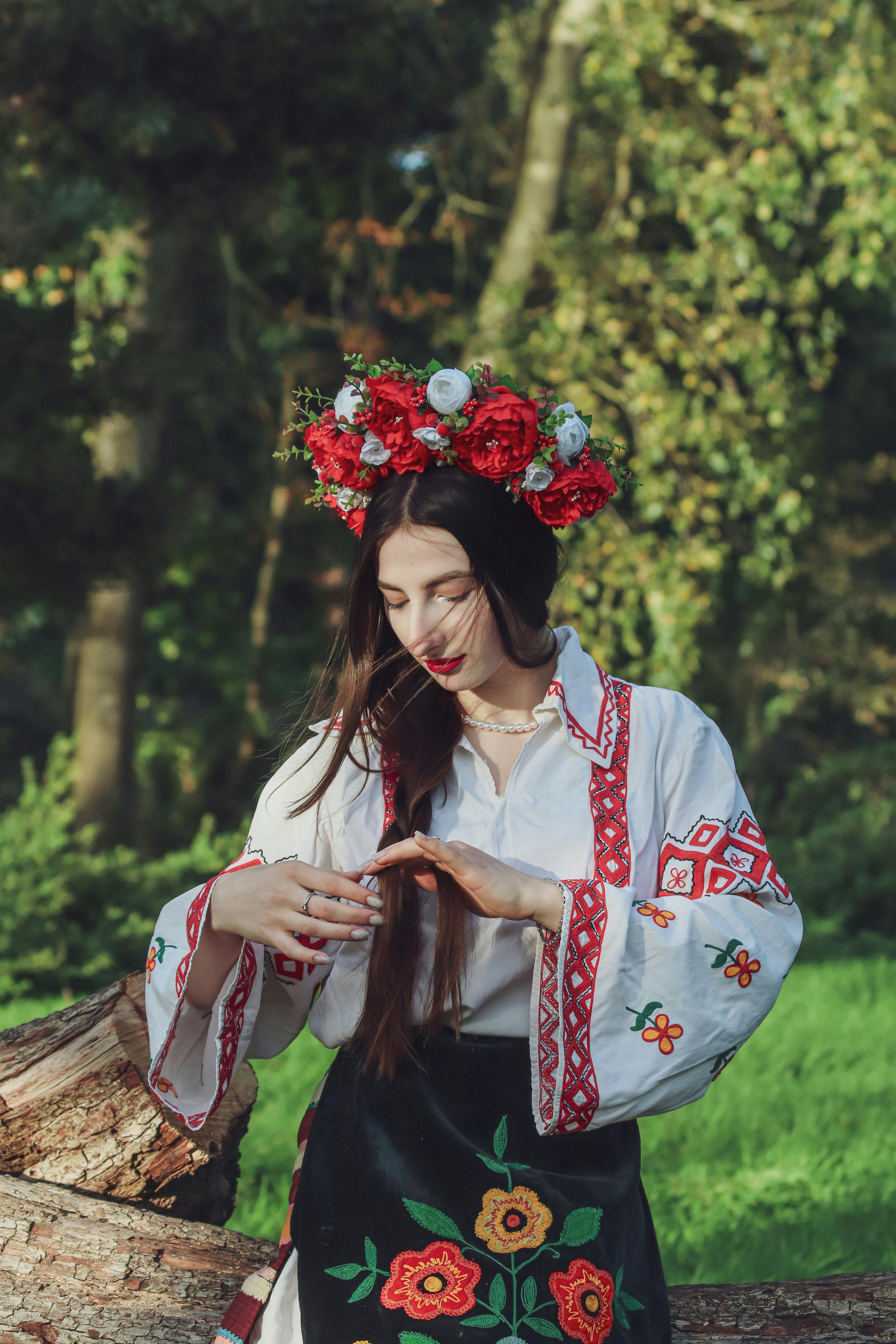 Gratis Immagine gratuita di abbigliamento, abbigliamento tradizionale, abilità artistica Foto a disposizione