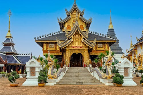 Wat Ban Den Temple in Inthaknin