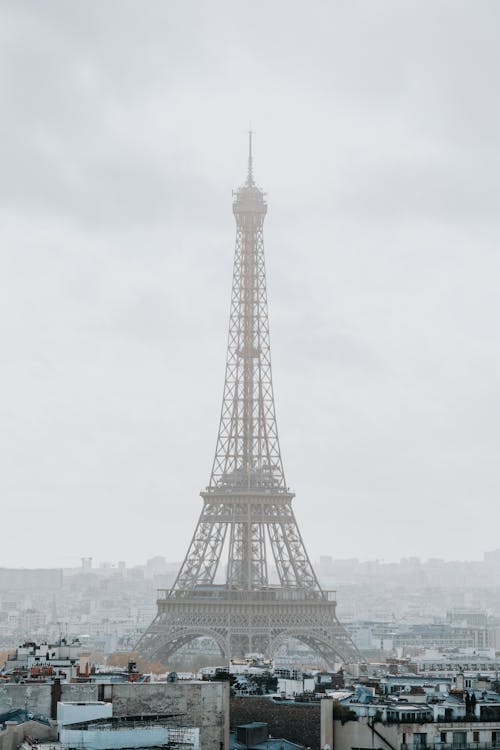 Безкоштовне стокове фото на тему «вертикальні постріл, всесвітня спадщина, Ейфелева вежа»