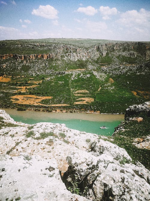 boğaz, dağlar, dikey atış içeren Ücretsiz stok fotoğraf