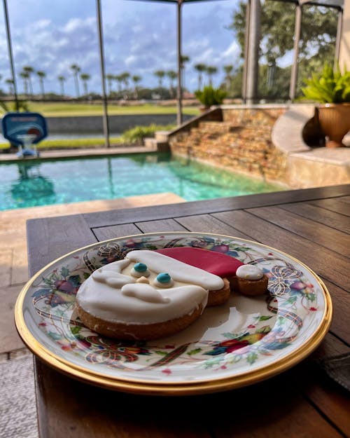 Foto profissional grátis de ao lado da piscina, biscoito, biscoito de natal
