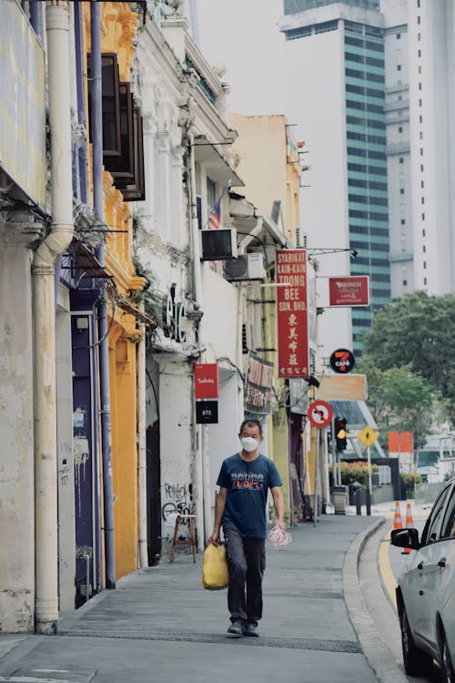 Foto stok gratis berjalan, kota, laki-laki