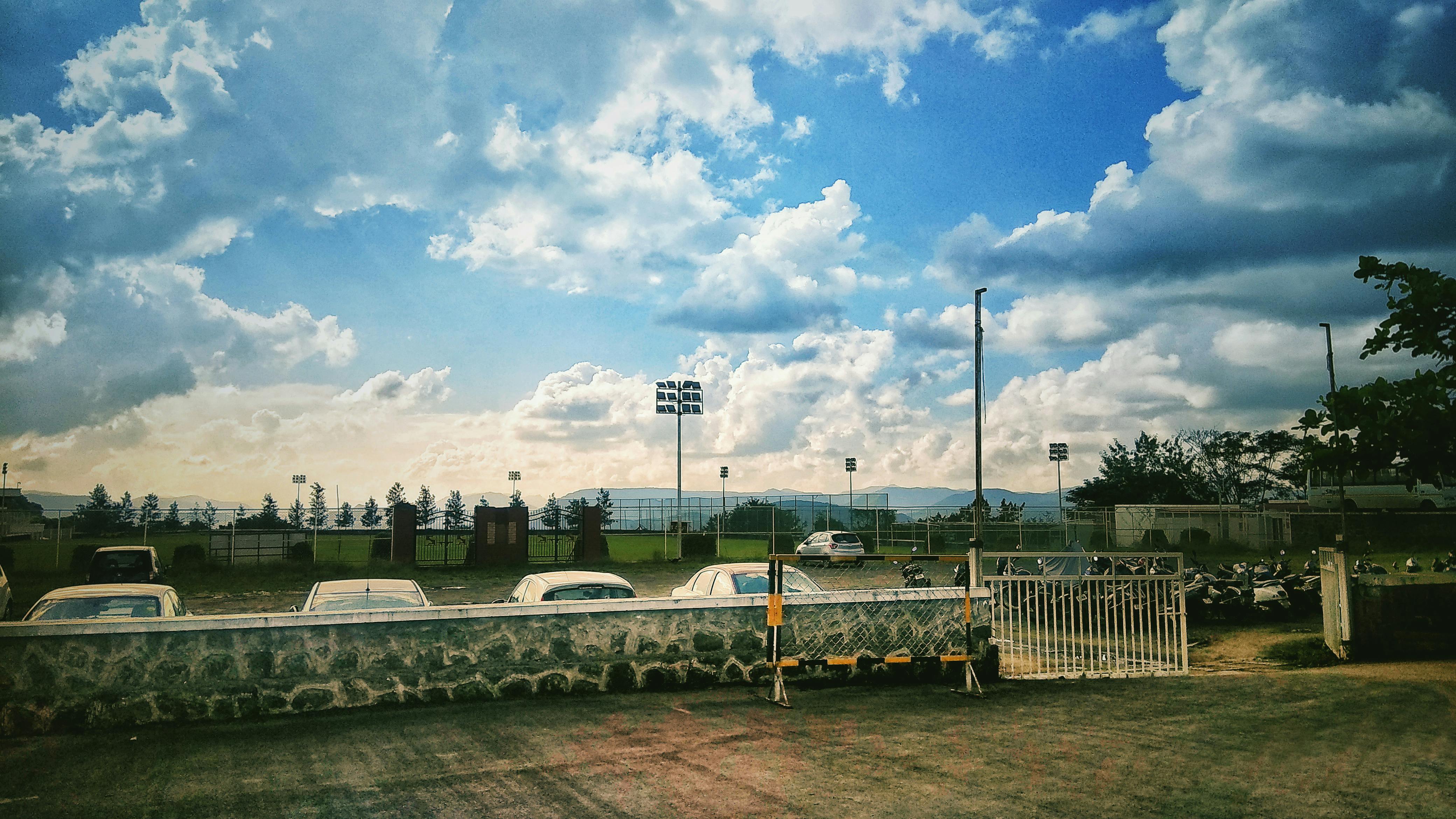 有关hdr 停車場 多雲的天空的免费素材图片