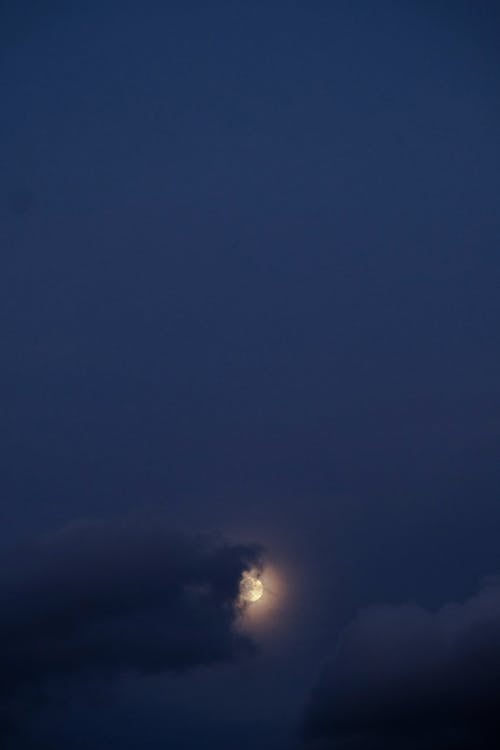 Immagine gratuita di astronomia, cloud, luna