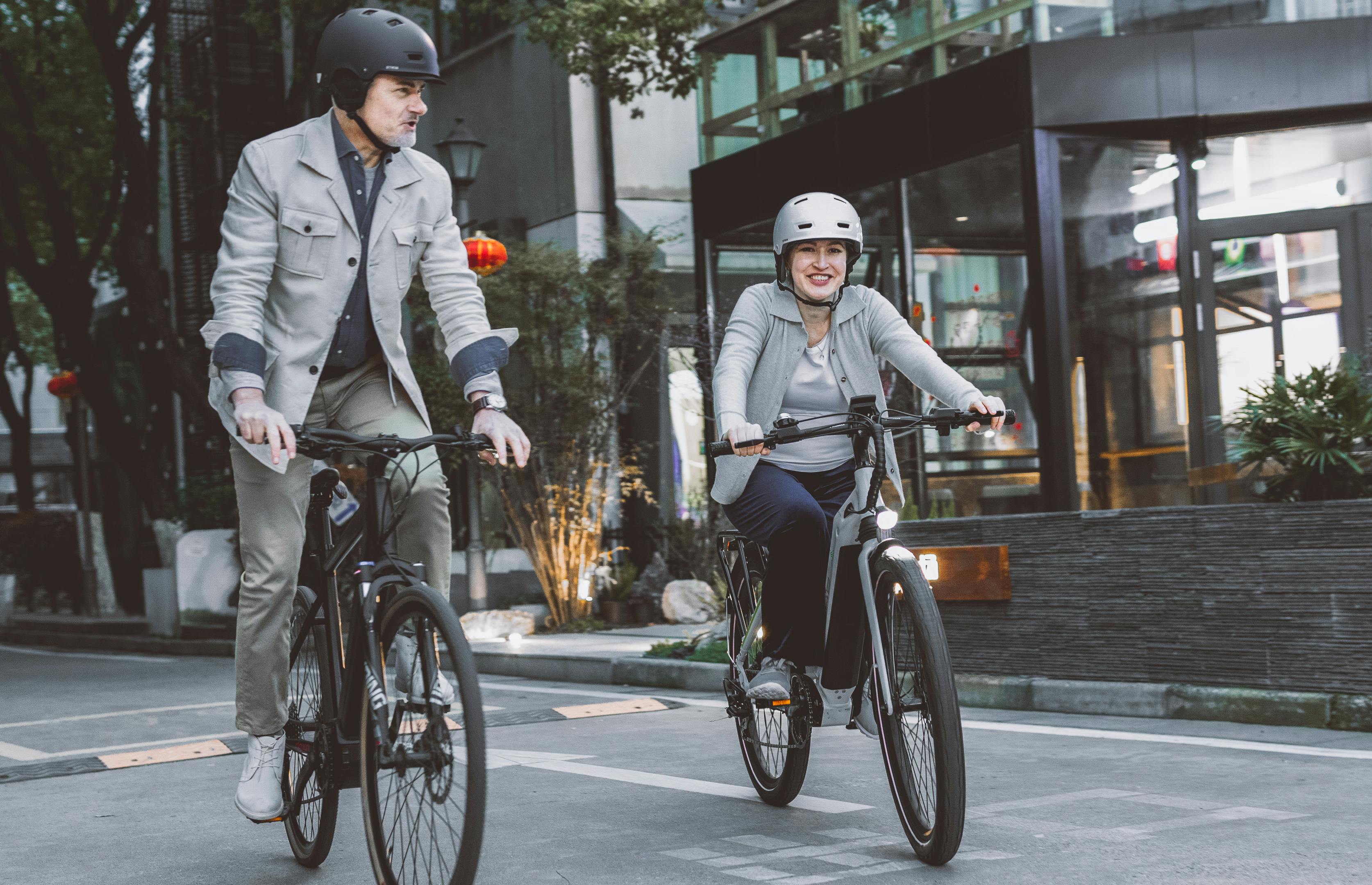 Lufthansa Reinforces Lifestyle Brand Positioning Through New City Guides — Photo by Motor TruckRun on Pexels