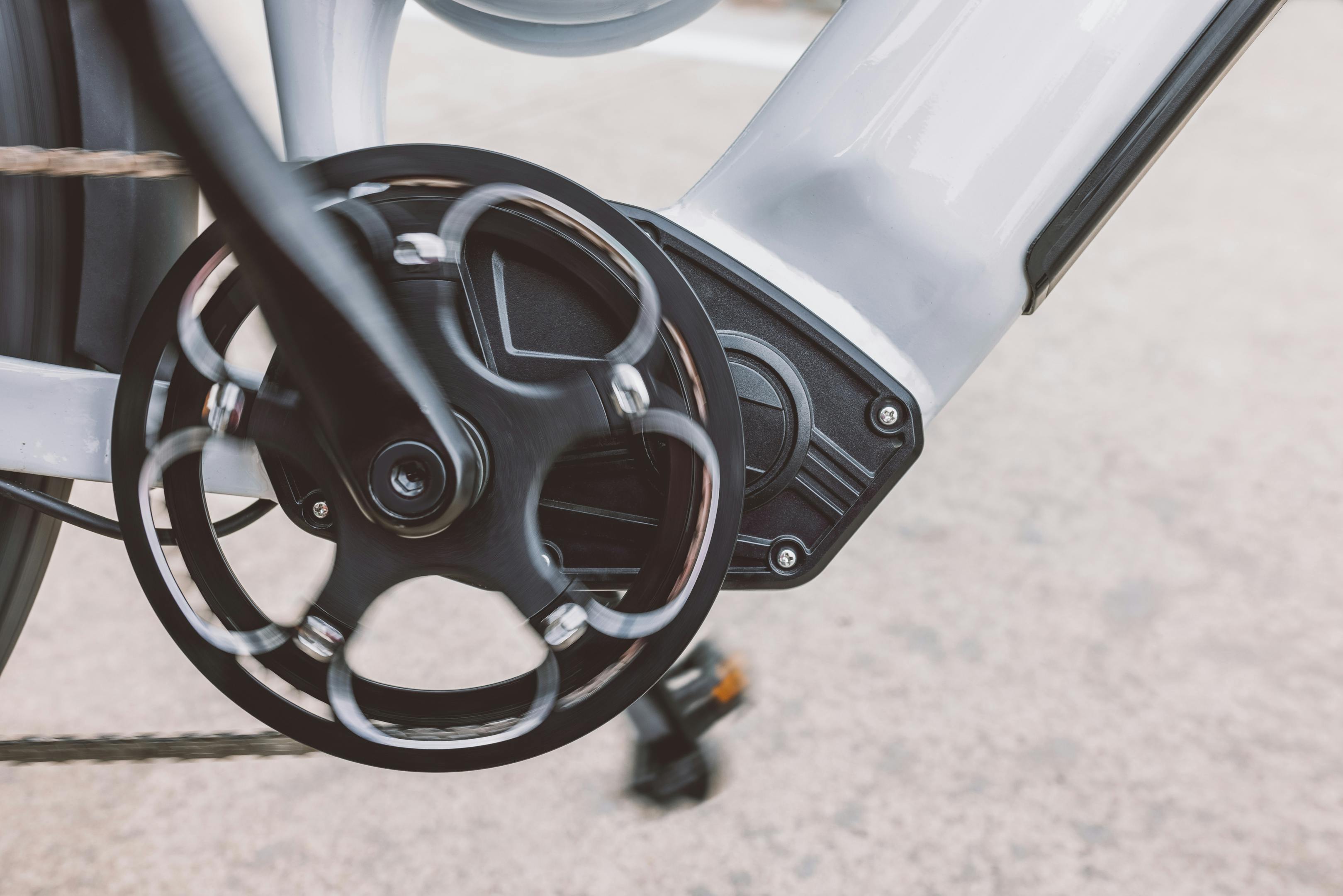 Addmotor E-325 Electric Cargo Bike: A New Era of Mobility for Families, Commuters, and Small Businesses — Photo by Motor Truc