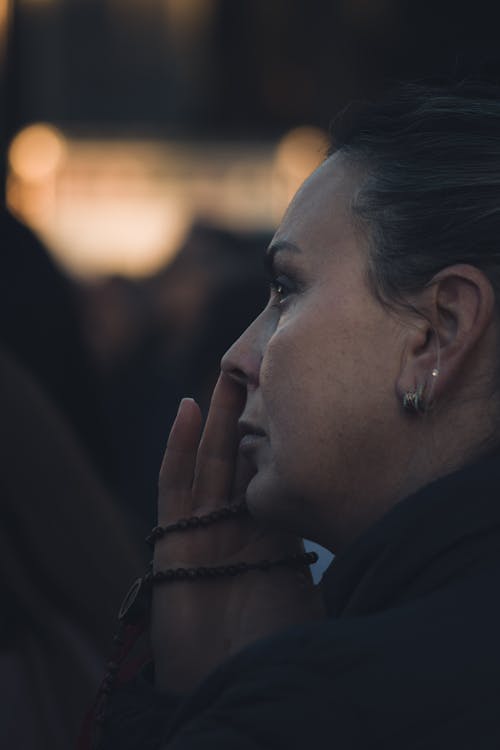 Δωρεάν στοκ φωτογραφιών με γκρο πλαν, γυναίκα, επιλεκτική εστίαση