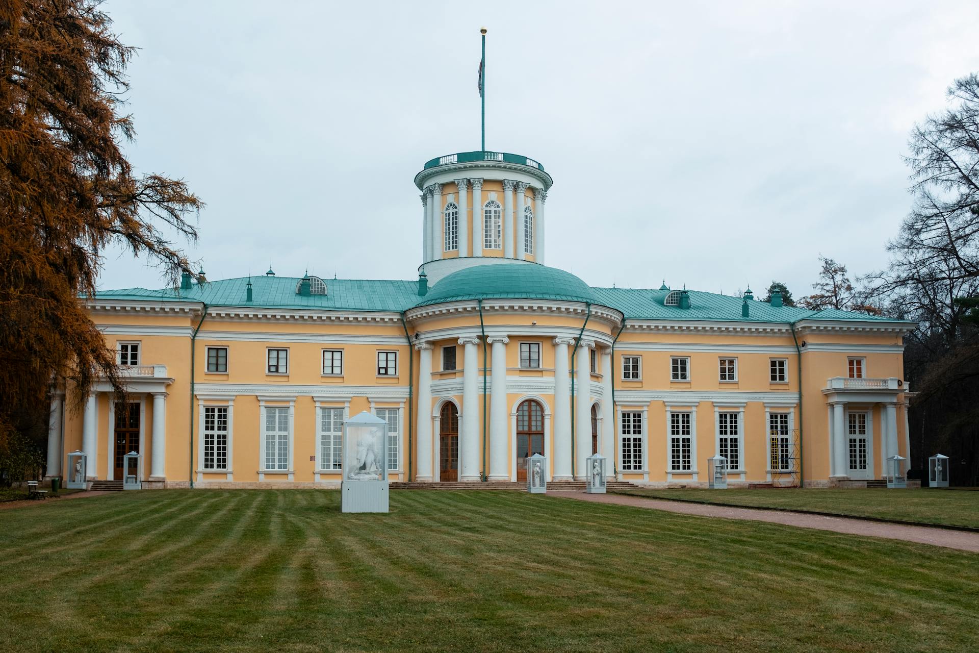 Arkhangelskoye Palace in Russia