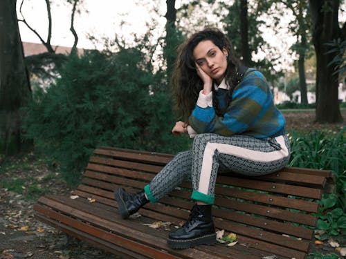 Brunette in pants and Boots