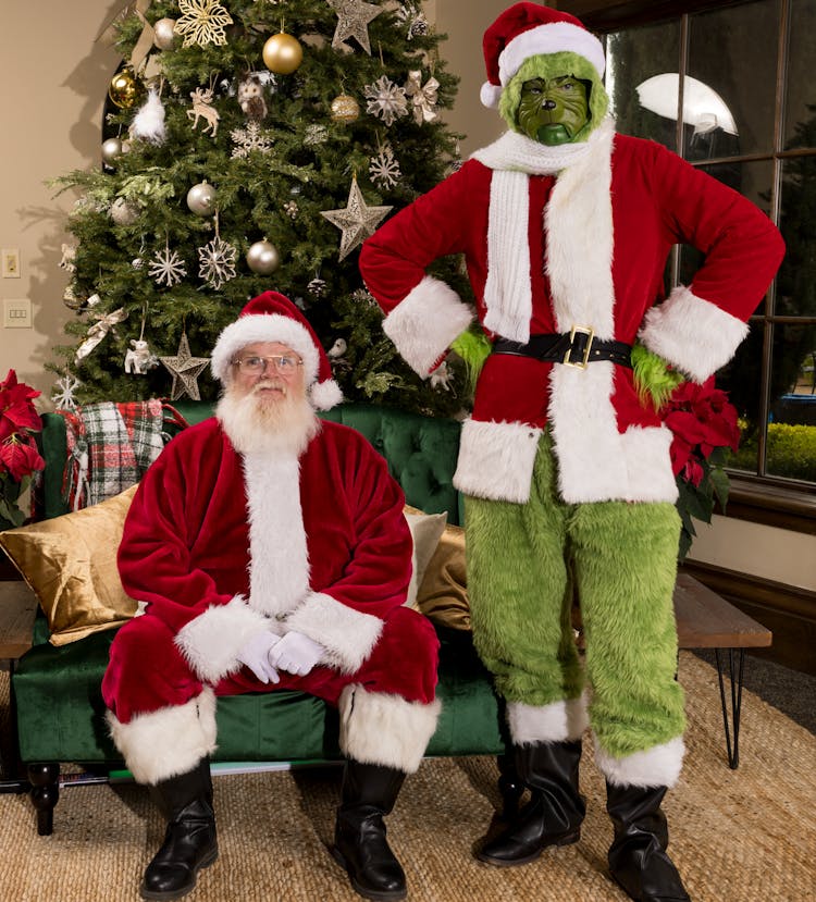 Santa Claus And Grinch