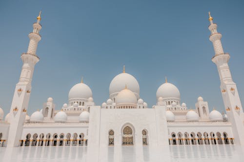 Big White Mosque in Abu Zhabi 