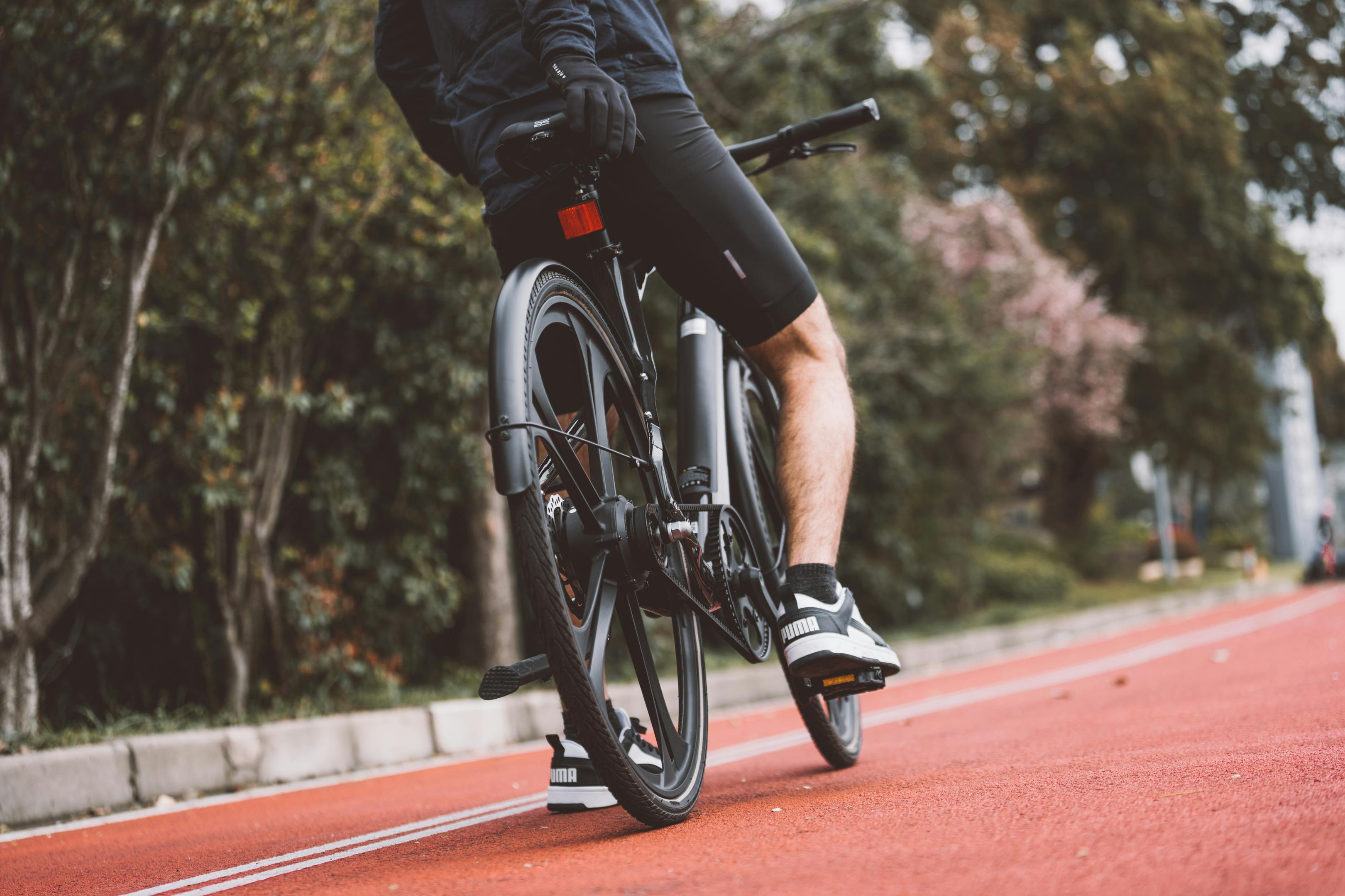 electric assist cross bike city riding