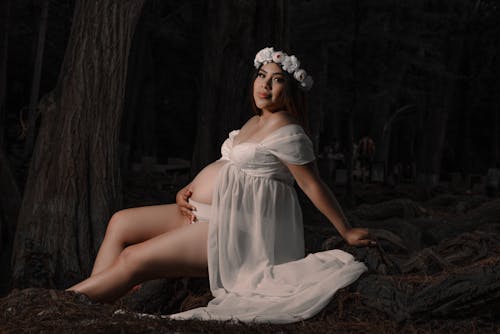 Darmowe zdjęcie z galerii z biały, ciąża, ciężarna