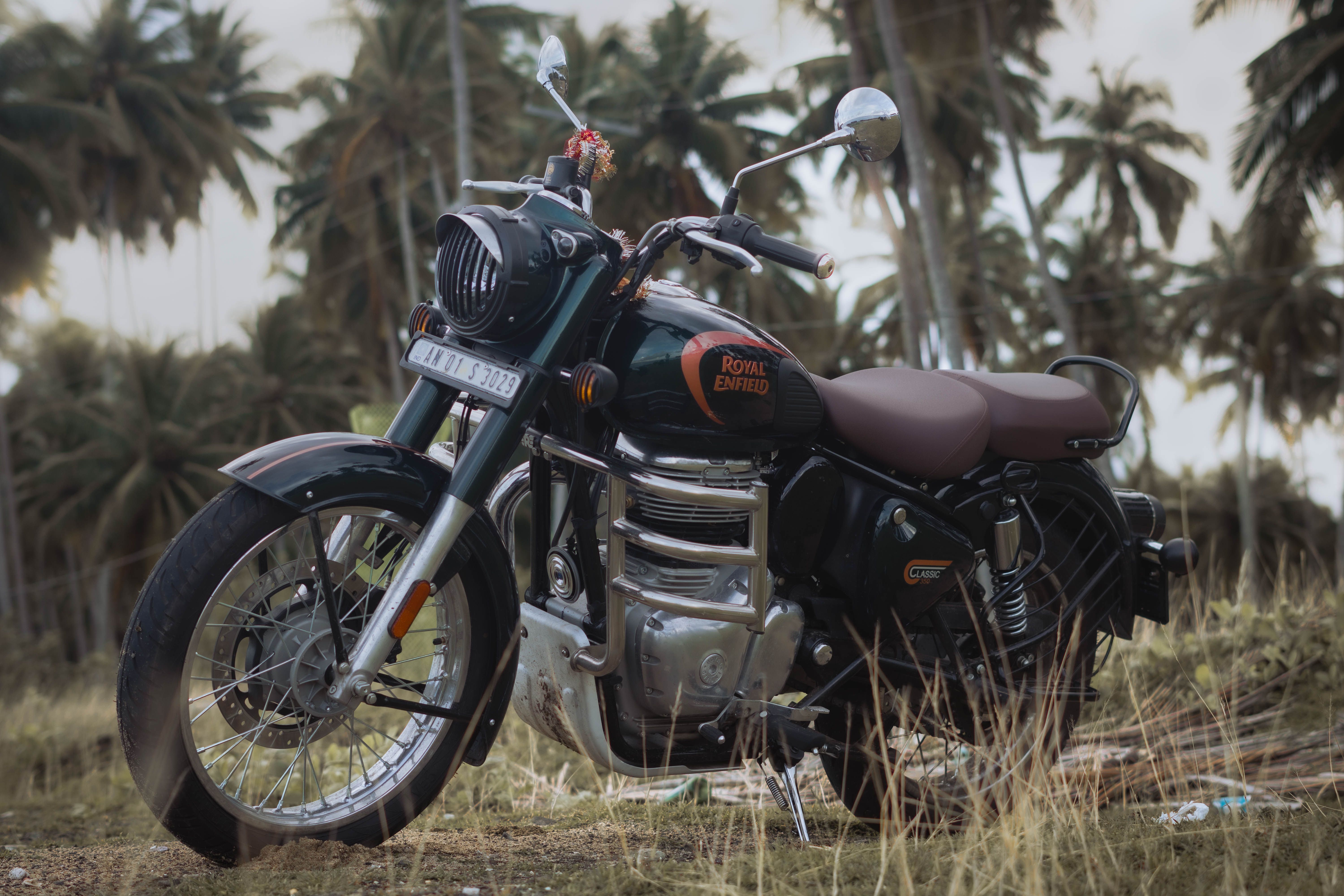 Royal Enfield Classic 350 motorcycle
