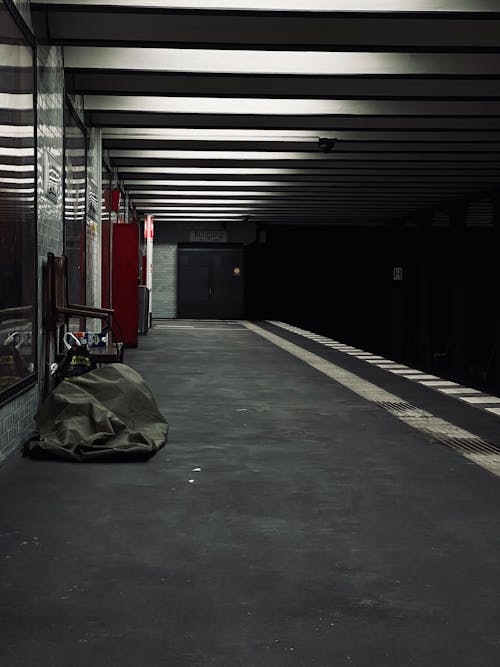 Foto profissional grátis de cidade, cidades, plataforma de metrô
