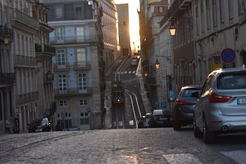 Δωρεάν στοκ φωτογραφιών με Λισαβόνα, οδός της πόλης, πόλη