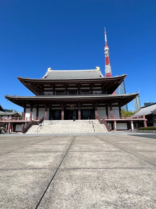 Zojoji Temple in Tokyo - #shotoniphone