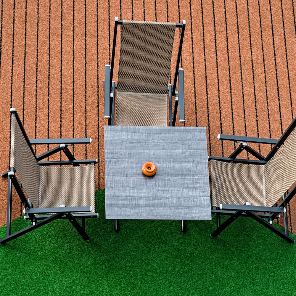 Fence and Decking Painting in Charing Cross — a freshly painted, spotless finish