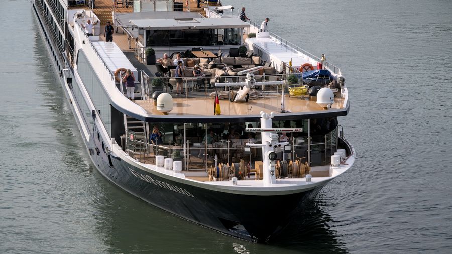 What to Know About Fishing Charters (Before You Book)