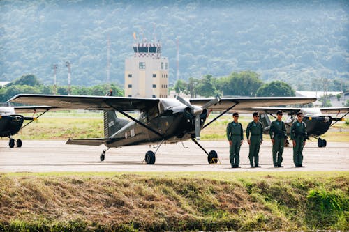 Gratis lagerfoto af flyvemaskine, pilot