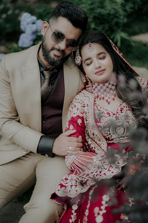 Kostnadsfri bild av bröllopsfotografi, bröllopsklänning, indisk kvinna