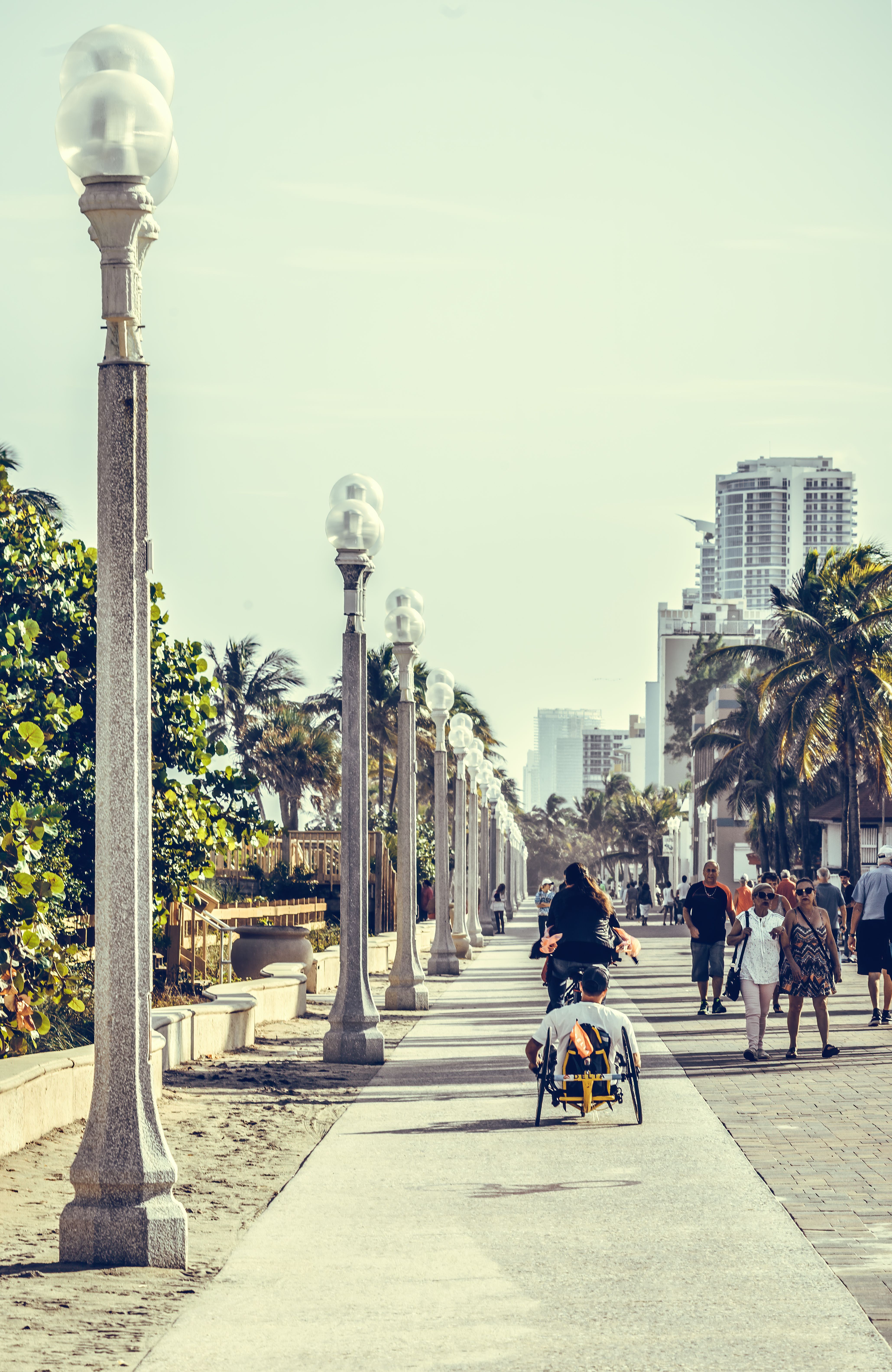 People on Promenade · Free Stock Photo