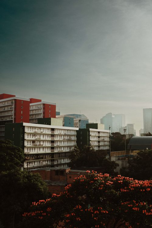 Free Vibrant cityscape of São Paulo showcasing colorful apartment buildings against a clear sky. Stock Photo