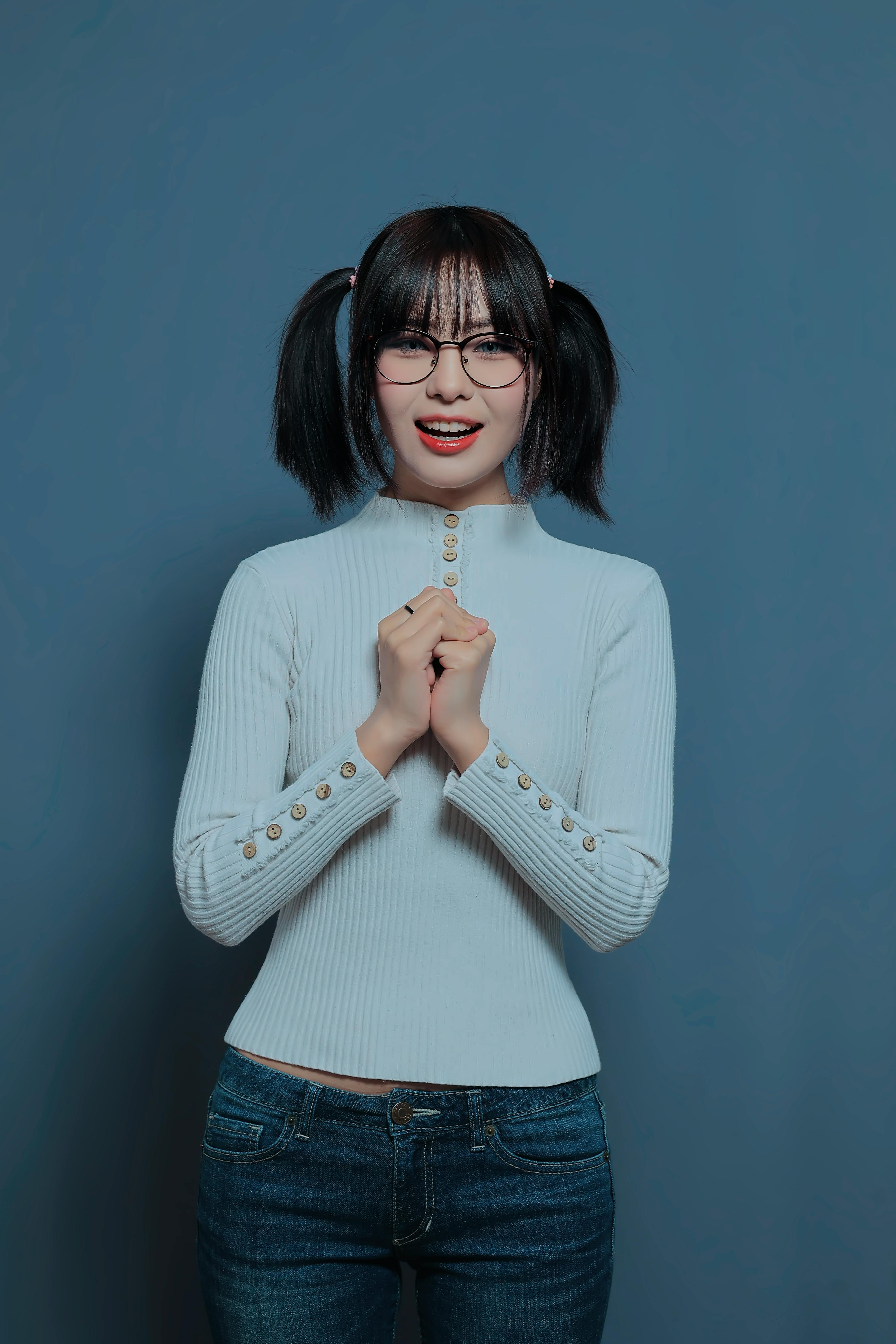 Ilmainen kuvapankkikuva tunnisteilla aasialainen nainen, brunette, ele Kuvapankkikuva