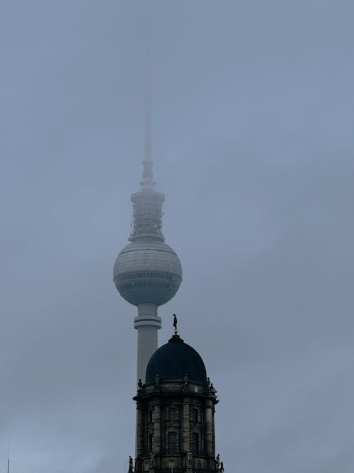 Kostnadsfri bild av berlin, byggnad, dimma