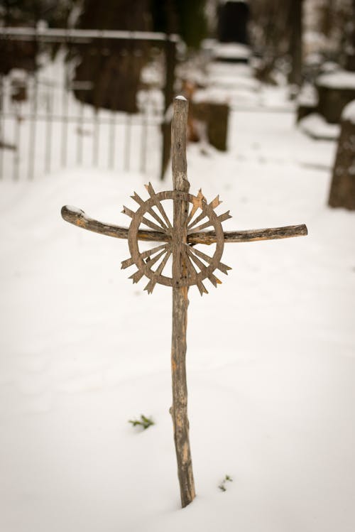Immagine gratuita di cimitero, cristianesimo, croce
