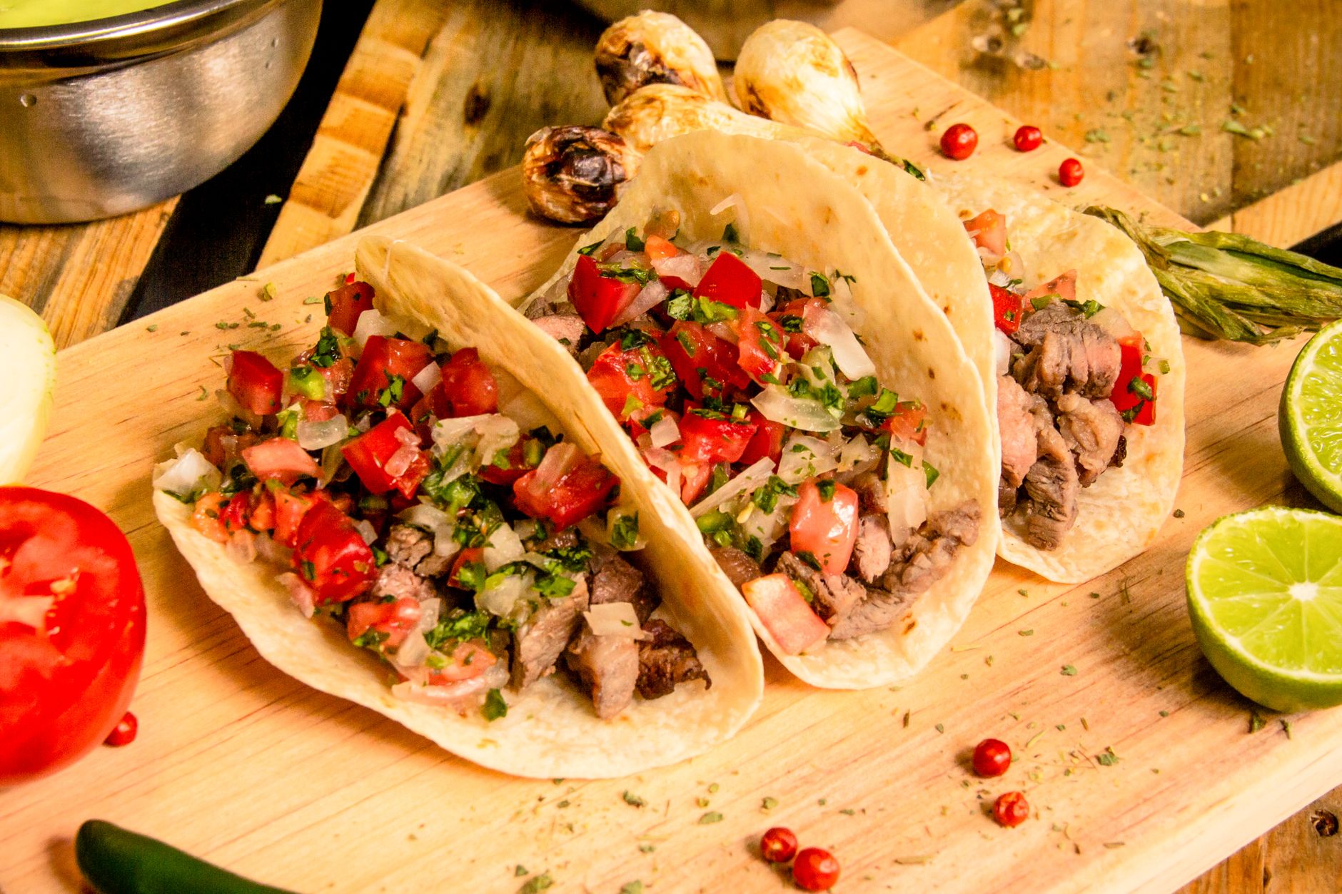 Tacos de Pescado con Ensalada de Repollo