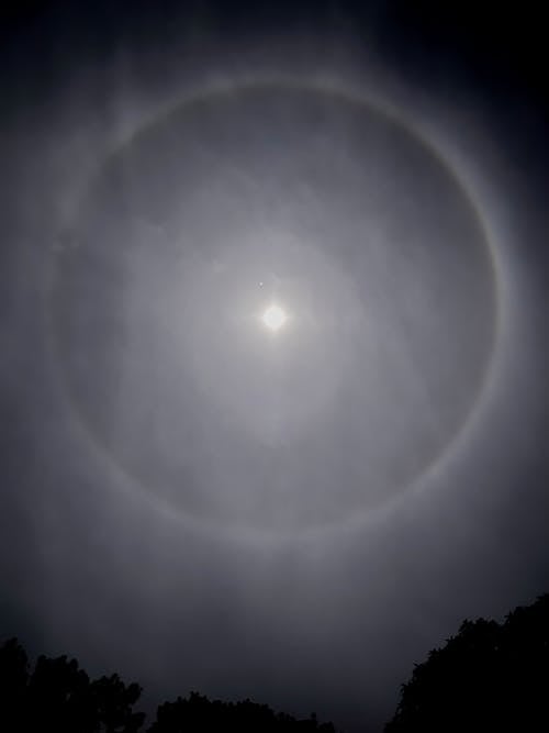 Darmowe zdjęcie z galerii z aureola, fotografia księżycowa, księżyc