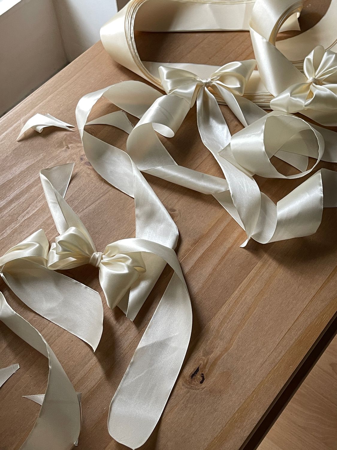 While Ribbon Satin White Ribbons · Free Stock Photo