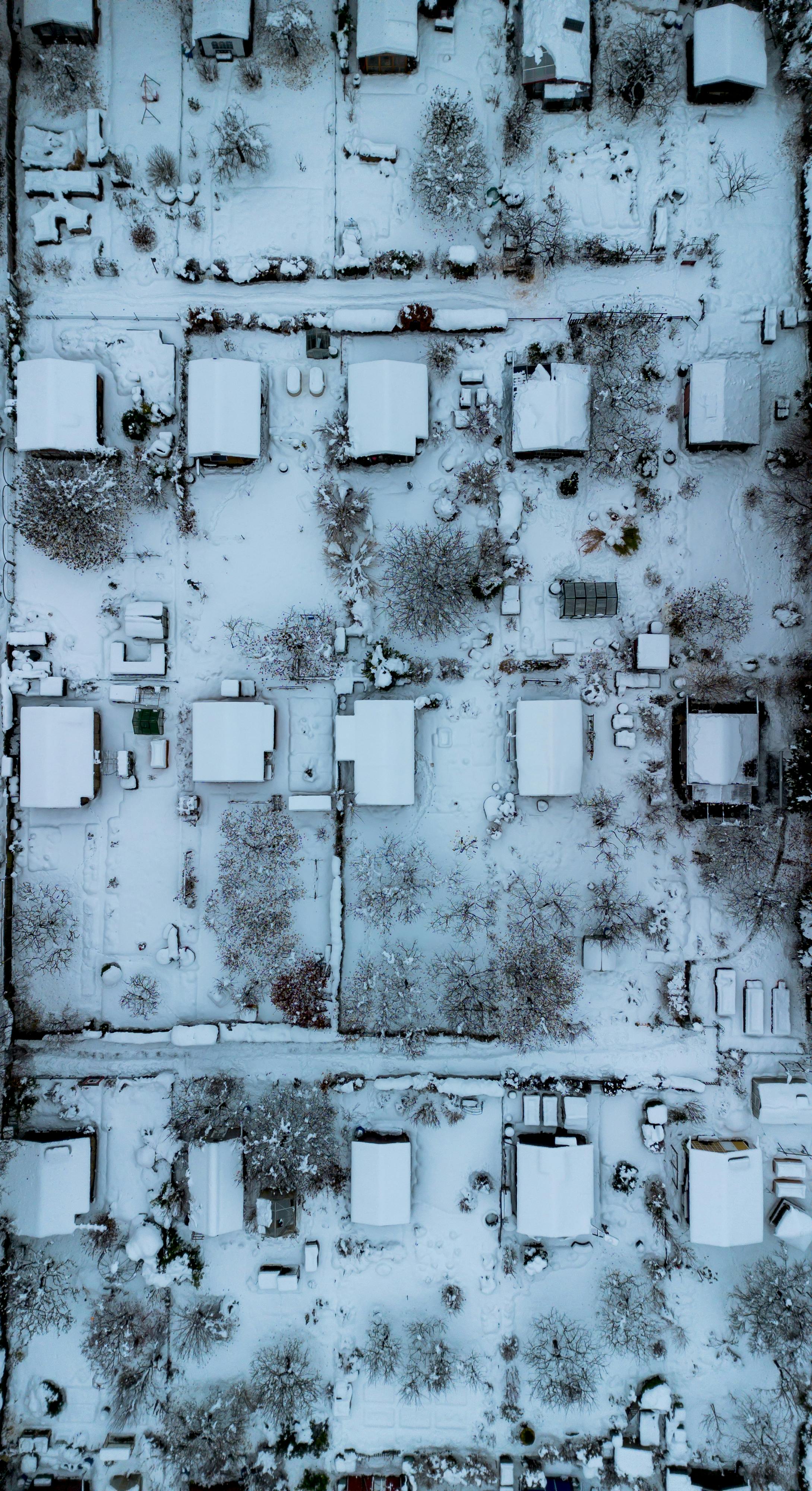 Gratis Immagine gratuita di aereo, alberi, architettura Foto a disposizione