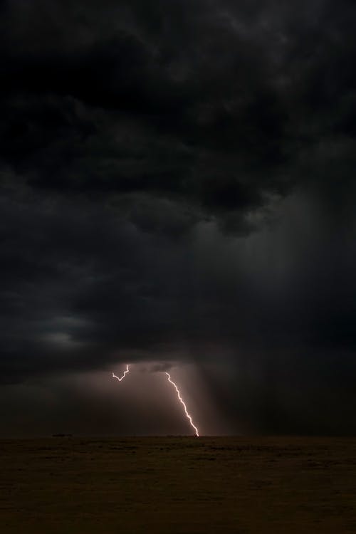 Kostenloses Stock Foto zu extremes wetter, feld, gewitter