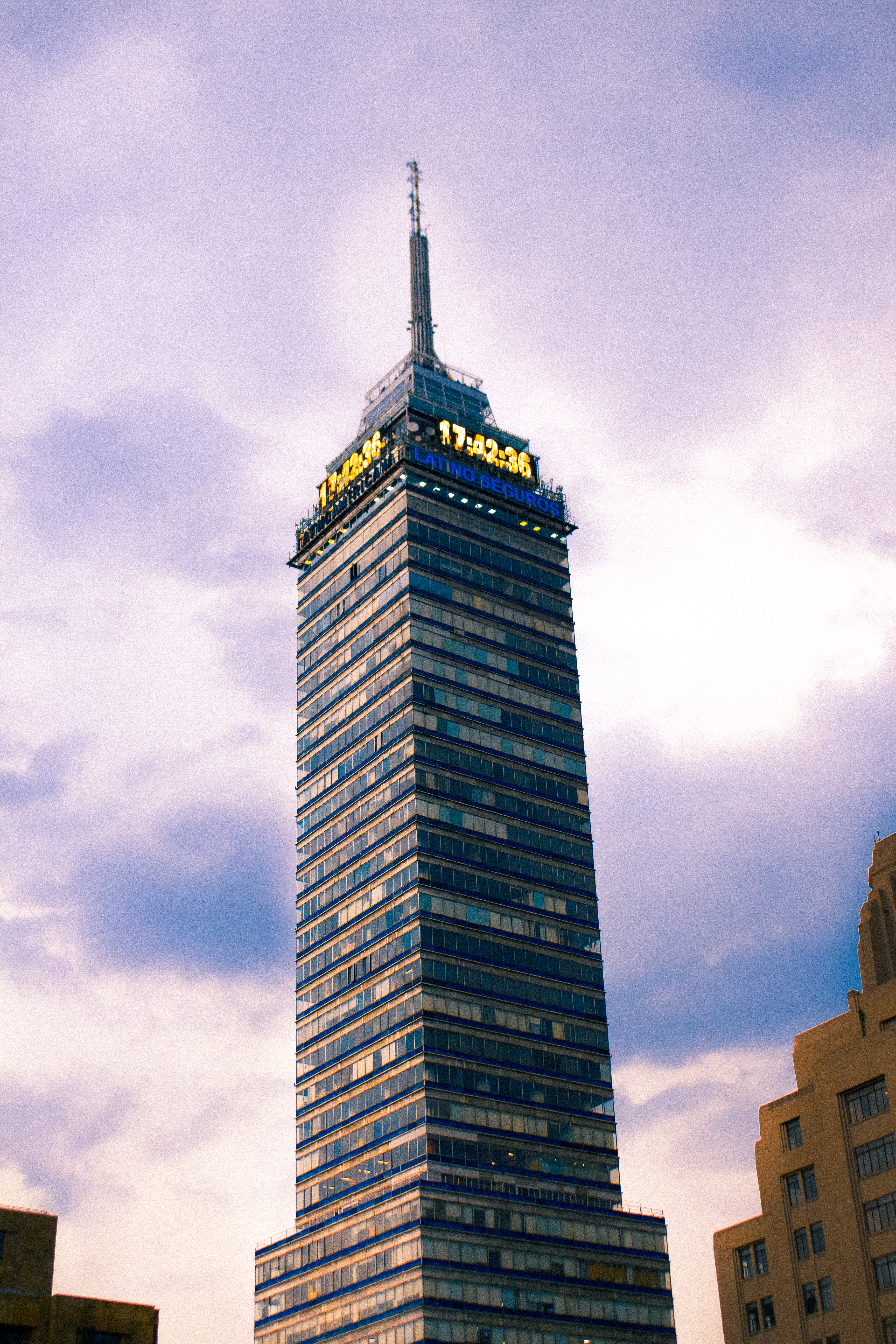 Torre Latinoamericana in Mexico City · Free Stock Photo