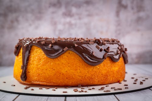 Homemade Cake with Chocolate Glaze 