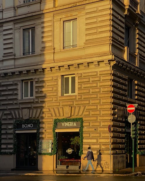 Fotobanka s bezplatnými fotkami na tému bytový dom, centrálne štvrte, centrum mesta