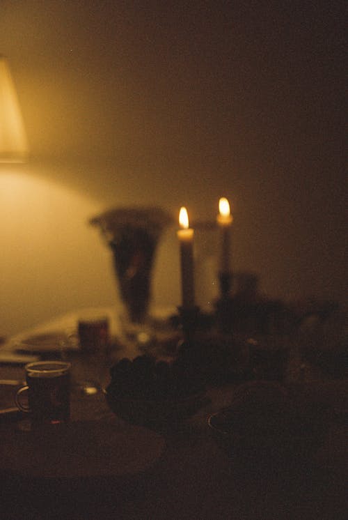 Gratis stockfoto met belicht, kaarsen, lamp
