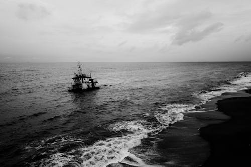 Boat and Waves in Black and White 