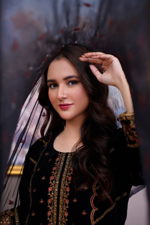 Free Stunning portrait of a South Asian woman in elegant fashion, Lahore studio Stock Photo