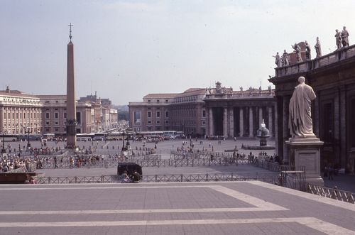 Free A classic view of St. Peter's Square in Vatican City, Rome with the famous Vatican Obelisk. Stock Photo