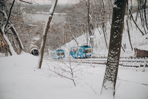 Kyiv funicular, December 2023